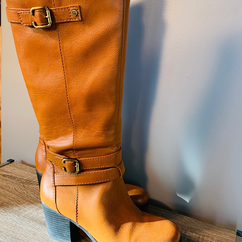 Naturalizer tan leather tall boots